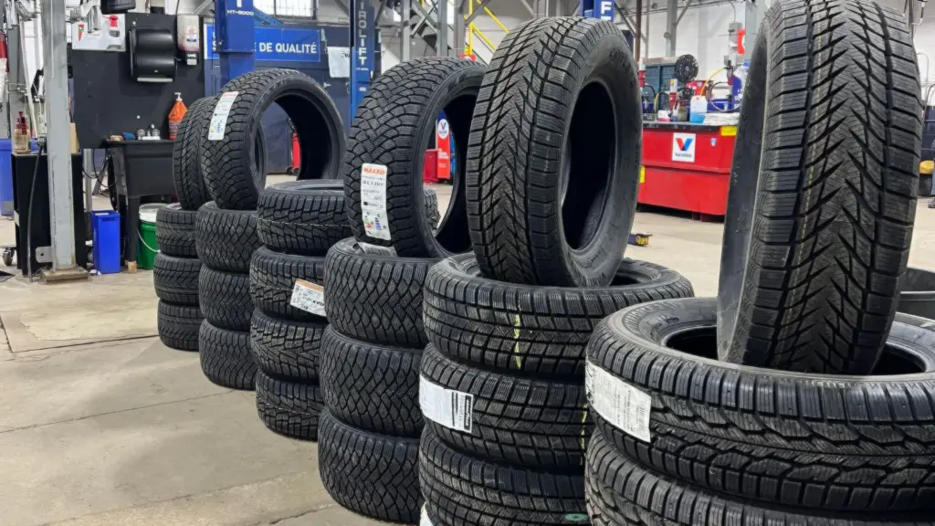 New winter tires on display at Midas Rivière-des-Prairies